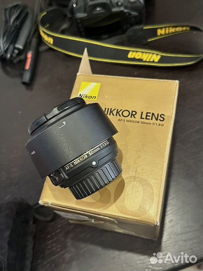 Зеркальный фотоаппарат Nikon d3200 полный комплект