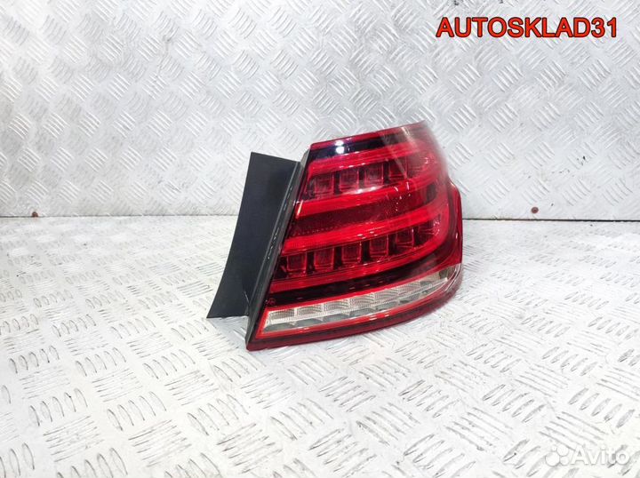 Фонарь задний наружный правый Mercedes Benz W212