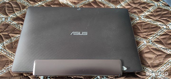 Планшет трансформер Asus tf101