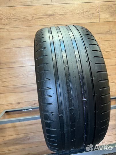 Nokian Tyres Hakka Black 2 SUV 275/50 R20