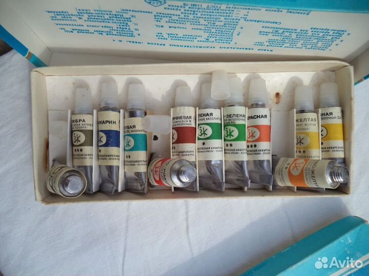 Краски акварельные Нева N4