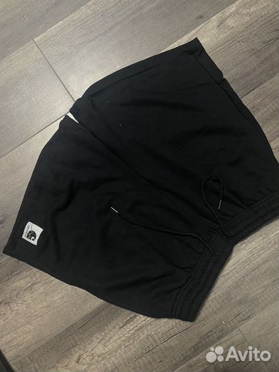 Шорты Carhartt