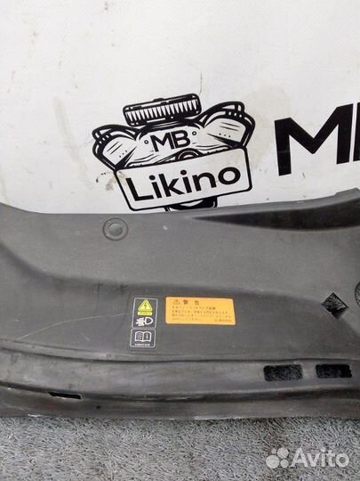 Накладка на фару правая Mercedes Glk GLK