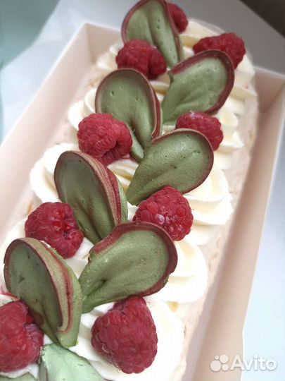 Меренговый рулет в наличии