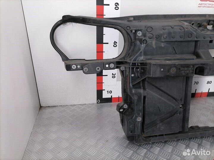 Панель передняя (телевизор) для Volkswagen Polo 4