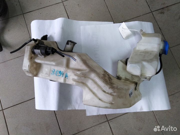 Бачок омывателя Ауди А4