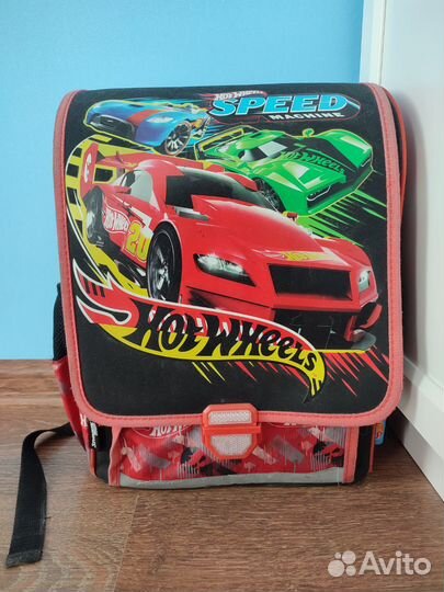 Школьный рюкзак