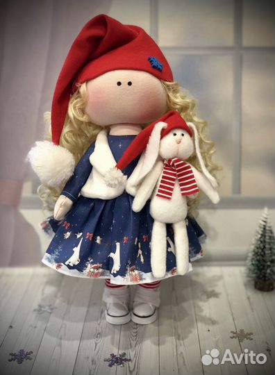 Кукла интерьерная