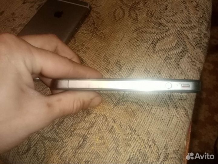 iPhone 6S, 32 ГБ