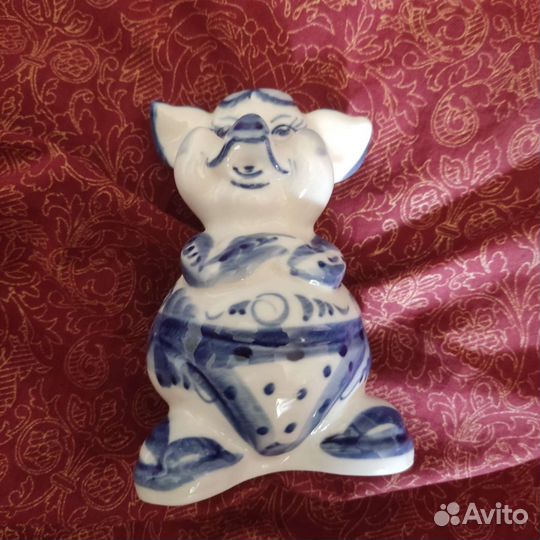 Статуэтка Фунтик гжель