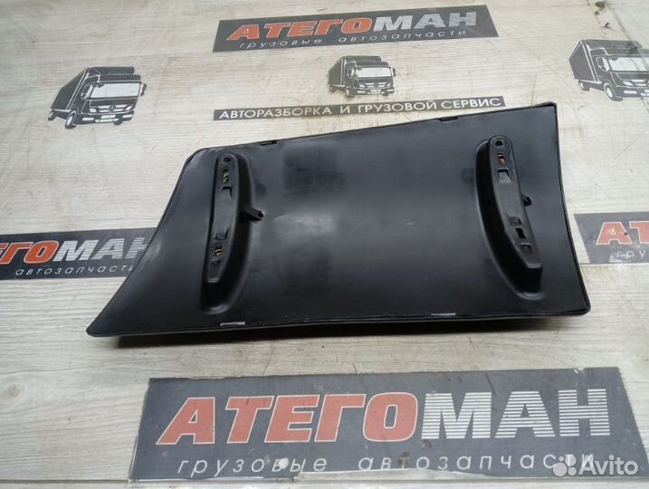 Дефлектор Кабины (Угол кабины ) передний левый