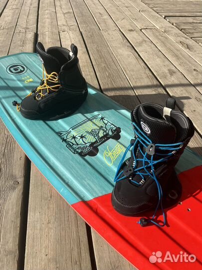 Доска вейкборд Obrien SOB с крепами, парк/катер