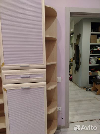 Мебельный гарнитур в детскую