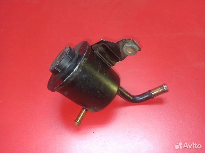 Бачок гидроусилителя руля Nissan Avenir SW11