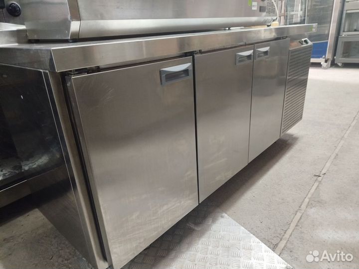 Холодильный стол