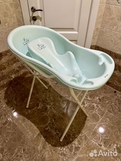 Ванночка Tega Baby с вкладышем и подставкой