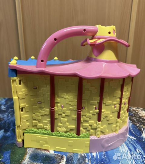 Кукольный домик