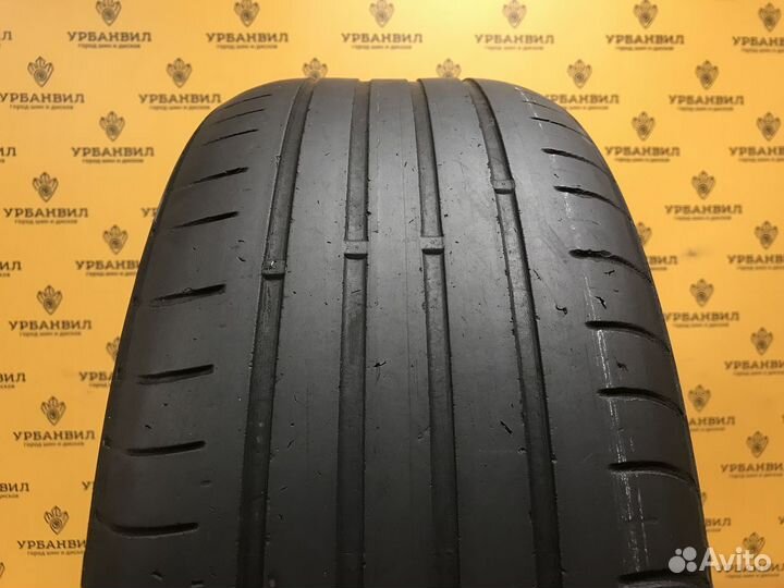 Kumho Ecsta HS51 225/50 R17 94W