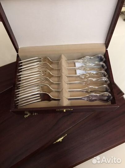 Набор столовых приборов «Вензель». Серебро 925 пр