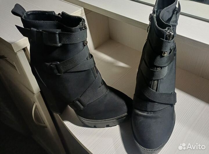 Ботинки женские36