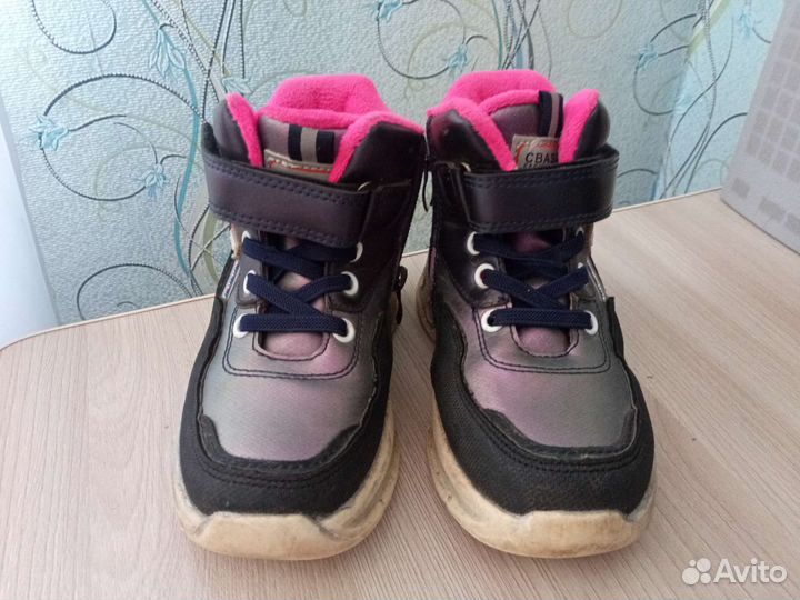 Кроссовки теплые на девочку