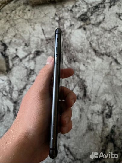 iPhone 8 Plus, 64 ГБ