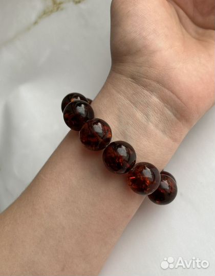Браслет из янтаря