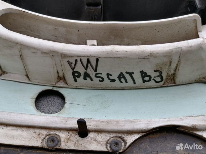 Накладка АКПП центр.консоли Volkswagen Passat B3