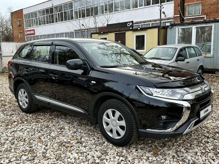 Mitsubishi Outlander 2.0 CVT, 2018, 34 770 км