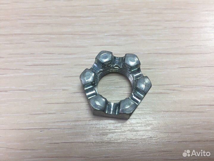 Гайка ступицы прицепа alko (мзса до 2011г) М16х1