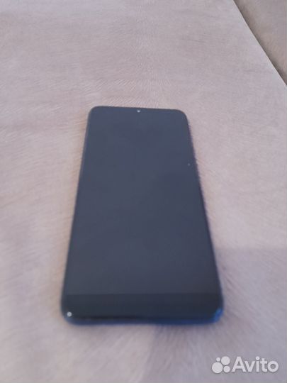 Samsung Galaxy A10, 2/32 ГБ