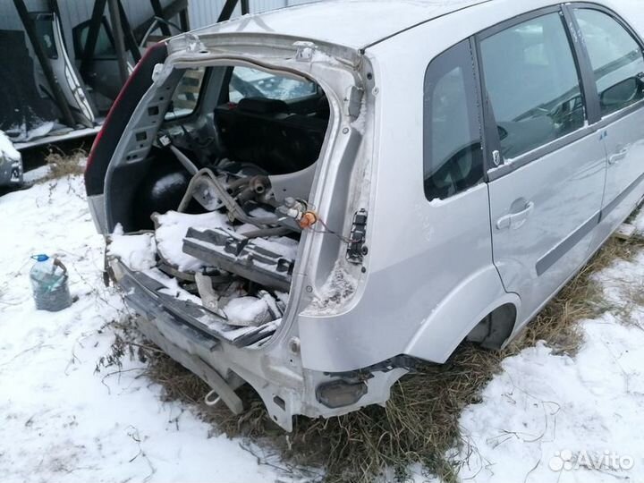 Задняя часть кузова Ford Fiesta 5