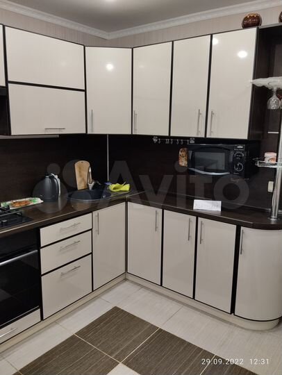 2-к. квартира, 60 м², 2/9 эт.