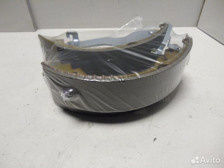 Колодки барабанные Volkswagen Transporter T4