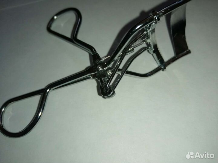 Прибор новый для завивки ресниц