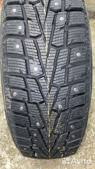 Roadstone Winguard WinSpike 245/65 R17 107T