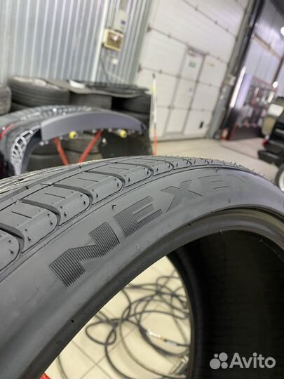 Nexen N'Fera SU1 245/35 R20 и 275/30 R20 97Y