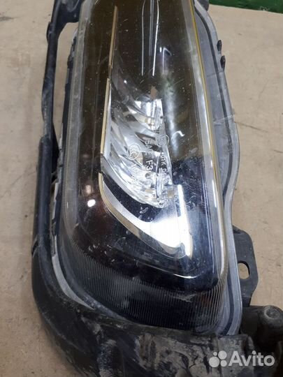 Противотуманная фара левая LED Volvo XC90