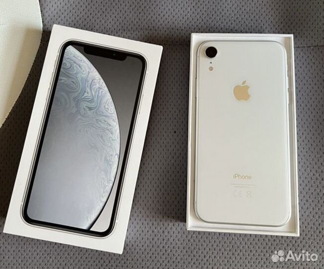 iPhone Xr, 64 ГБ