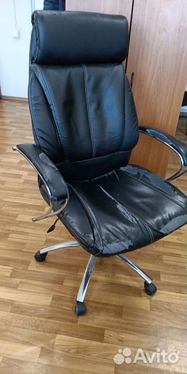 Офисное кресло руководителя бу кожаное