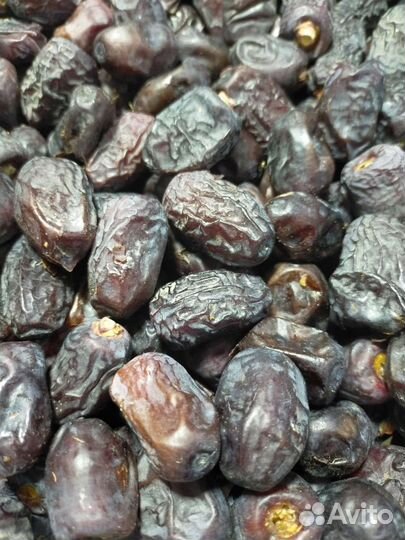 Финики натуральные