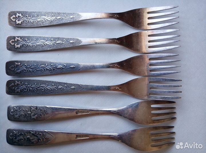 Наборы столовые приборы,конфетница мельхиор СССР