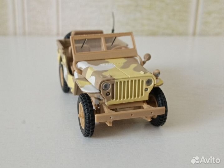 Модель Willis Cararama 1:43