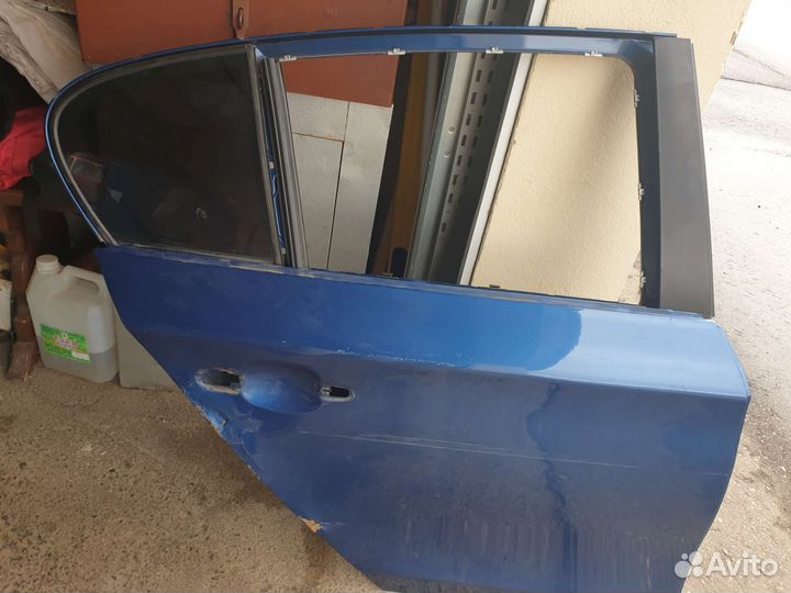 Запчасти на бмв 1201 дверь со стеклами