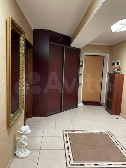 3-к. квартира, 96 м², 5/7 эт.