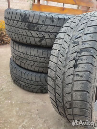 Uniroyal WinterExpert 205/60 R16