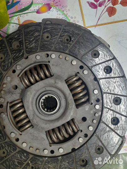 Диск сцепления и корзина 1,8 140 л