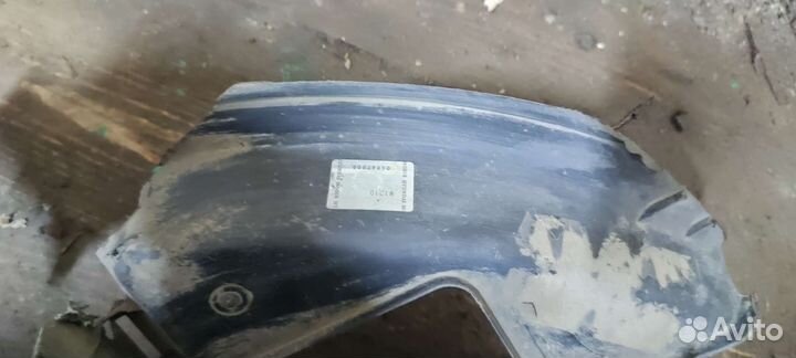 Локер левый передний kia cerato II