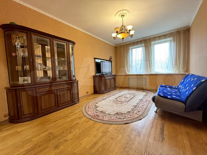 4-к. квартира, 103,7 м², 3/5 эт.
