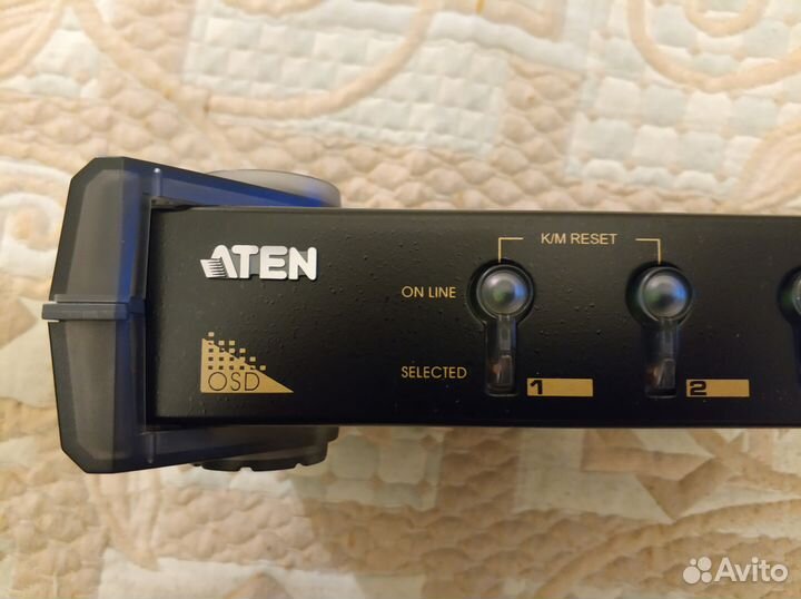 KVM переключатель aten CS9138
